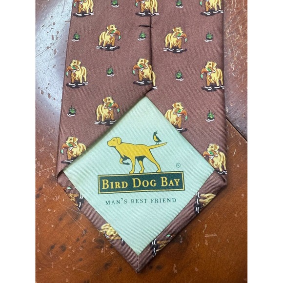 Bird Dog Bay Men's Silk Tie & Cufflinks Set Dog Print Brown Green with Box - Picture 3 of 3